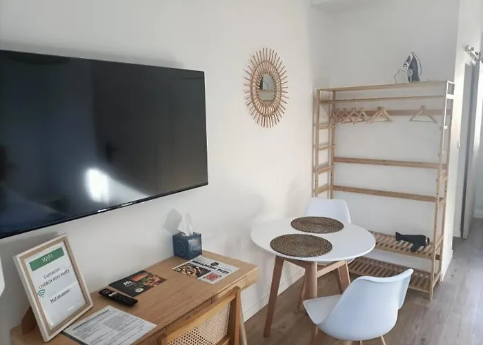 Lägenhet Le 16 Place De L'abbatiale